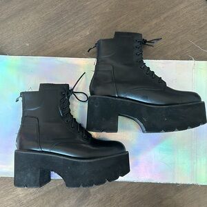 🖤 Platform Lace-Up Heeled Ankle Boots 🖤